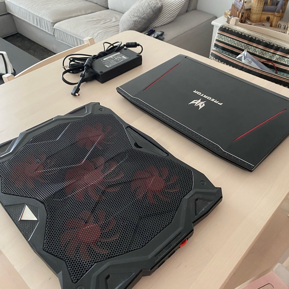 Acer Predator Helios 300 Gaming Laptop